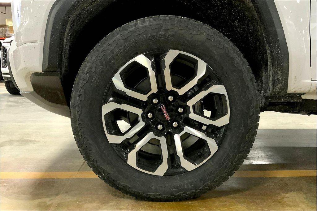 new 2025 GMC Canyon car, priced at $50,810