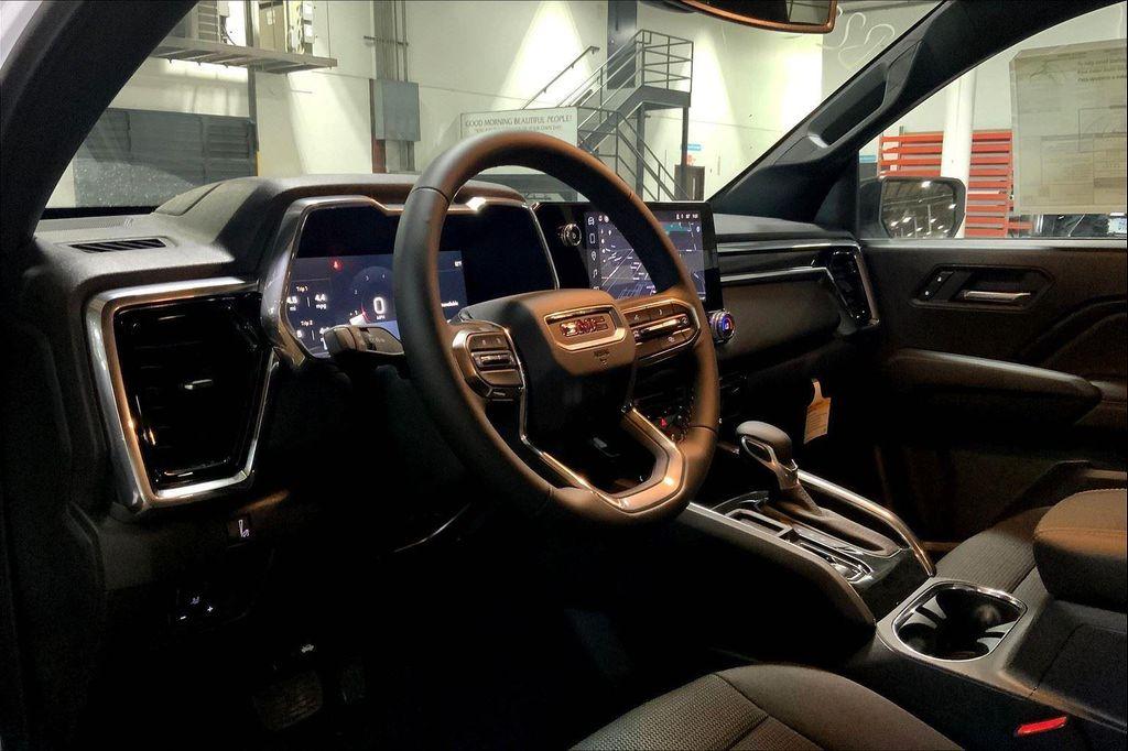 new 2025 GMC Canyon car, priced at $39,605