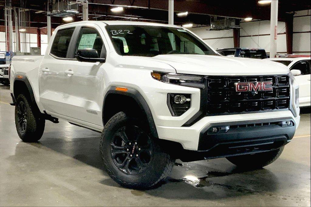 new 2025 GMC Canyon car, priced at $39,605
