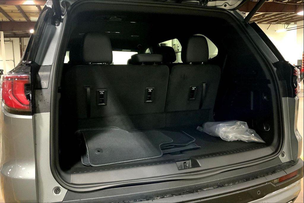 new 2026 GMC Acadia car, priced at $49,525