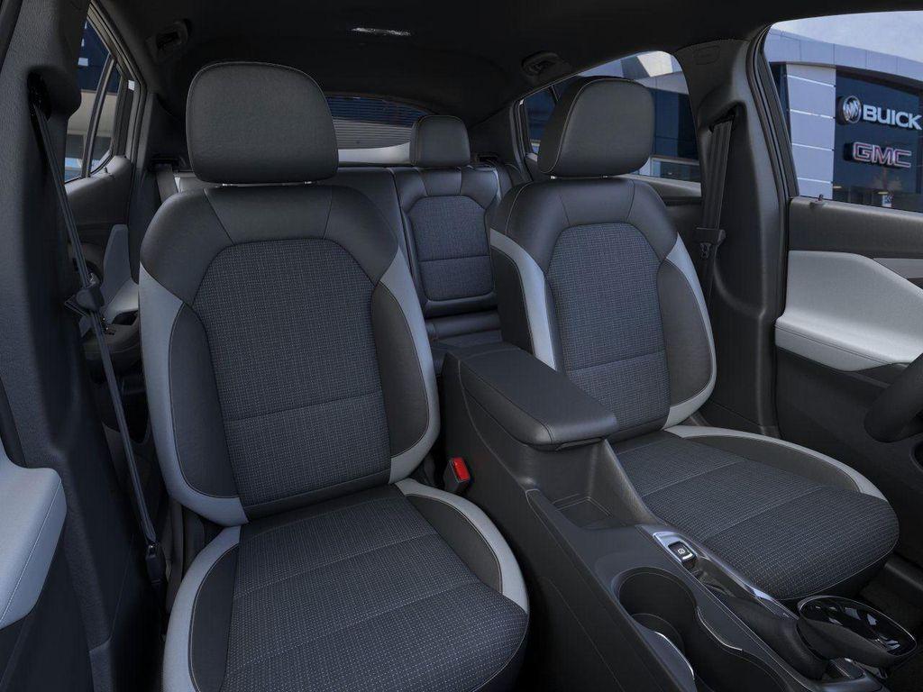 new 2025 Buick Envista car, priced at $26,535