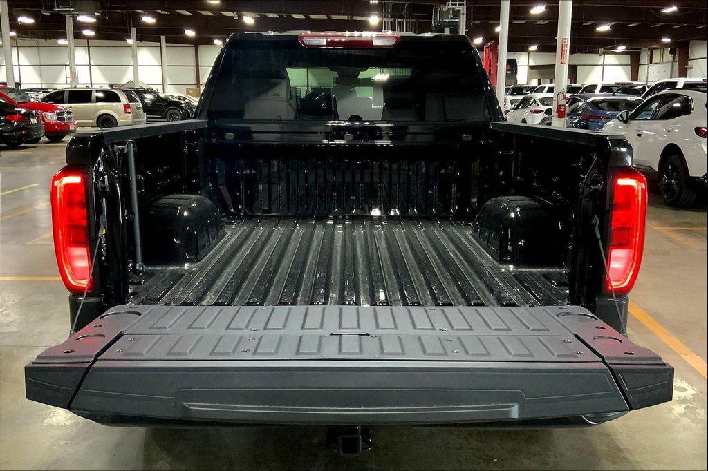 new 2025 GMC Sierra 1500 car, priced at $45,889