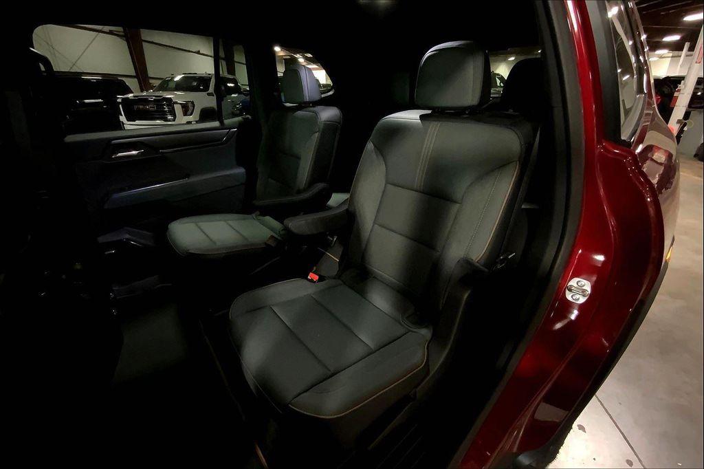 new 2025 GMC Acadia car, priced at $57,455