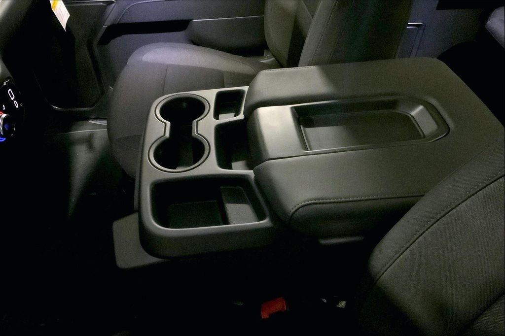 new 2025 GMC Sierra 1500 car, priced at $43,889