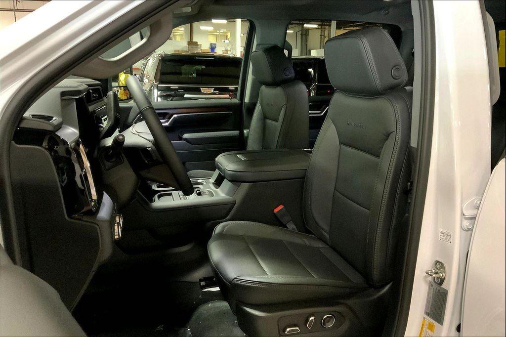 new 2026 GMC Sierra 2500 car, priced at $91,180