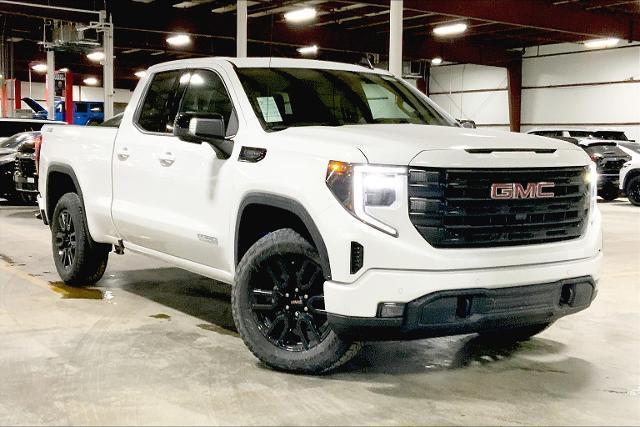 new 2025 GMC Sierra 1500 car, priced at $53,176