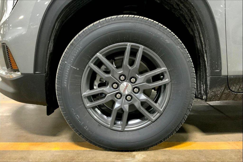 new 2025 GMC Acadia car, priced at $42,890