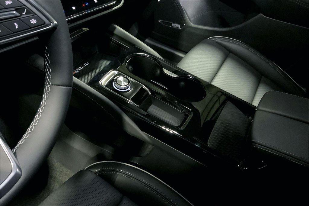 new 2025 Buick Envision car, priced at $40,595