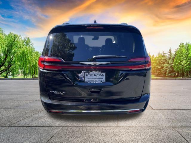 used 2022 Chrysler Pacifica car, priced at $21,658