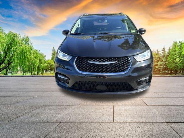 used 2022 Chrysler Pacifica car, priced at $21,658