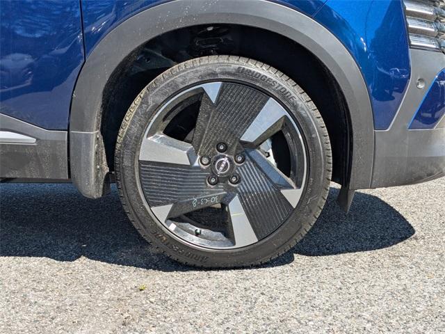 new 2025 Nissan Kicks car, priced at $31,540