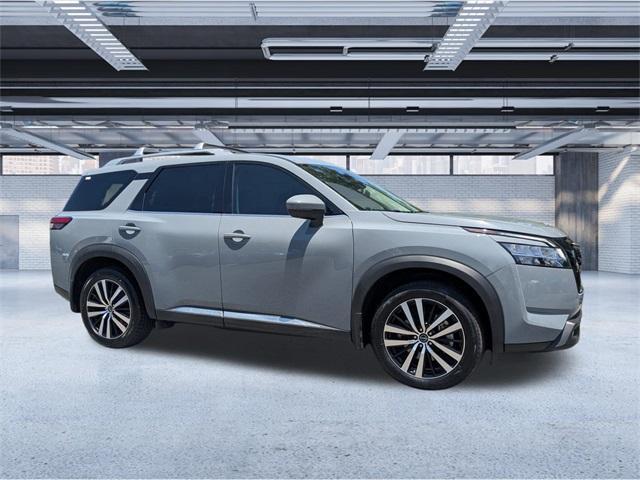 used 2024 Nissan Pathfinder car, priced at $40,999