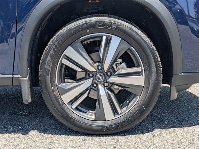used 2024 Nissan Rogue car, priced at $32,998