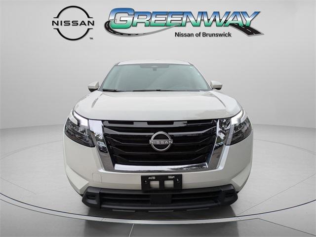 used 2024 Nissan Pathfinder car, priced at $31,995