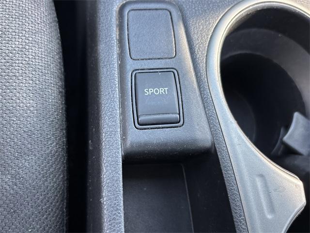 used 2014 Nissan Rogue Select car, priced at $7,999