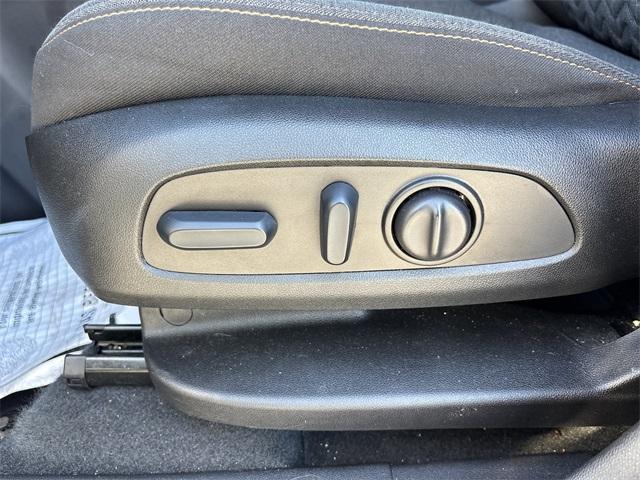 used 2023 Chevrolet Equinox car, priced at $20,995