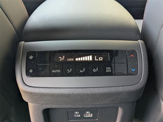 new 2025 Nissan Pathfinder car, priced at $45,675