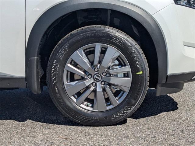 new 2025 Nissan Pathfinder car, priced at $43,870