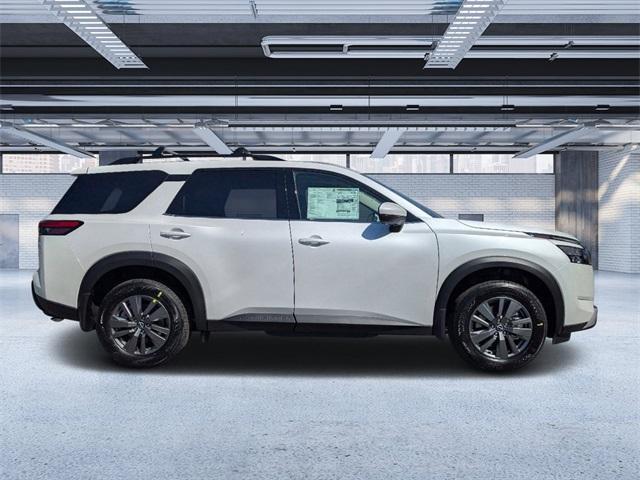 new 2025 Nissan Pathfinder car, priced at $43,870