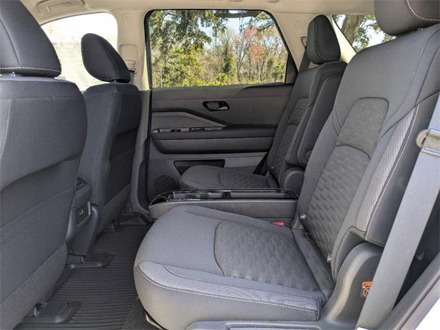 new 2025 Nissan Pathfinder car, priced at $43,870