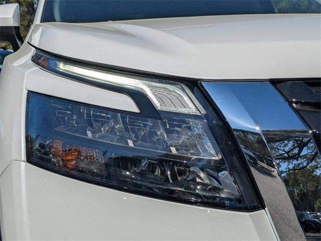 new 2025 Nissan Pathfinder car, priced at $43,870