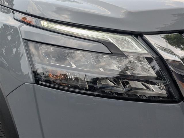 new 2025 Nissan Pathfinder car, priced at $52,485