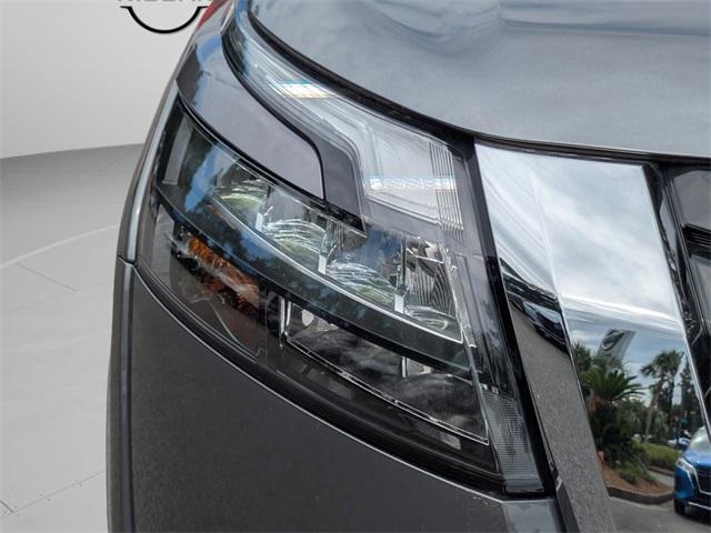 new 2025 Nissan Pathfinder car, priced at $51,405