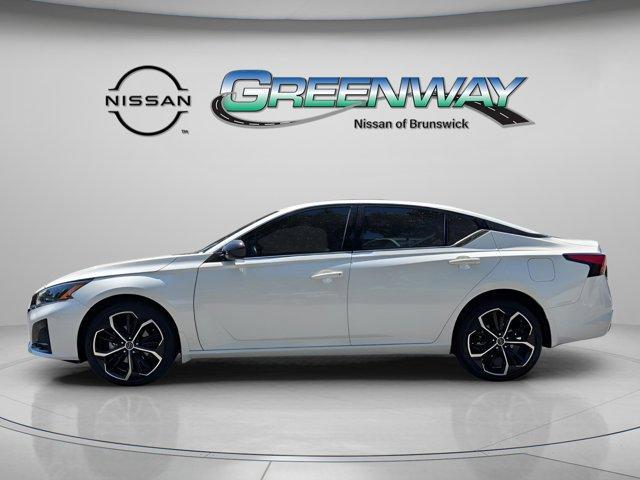 used 2023 Nissan Altima car, priced at $24,785