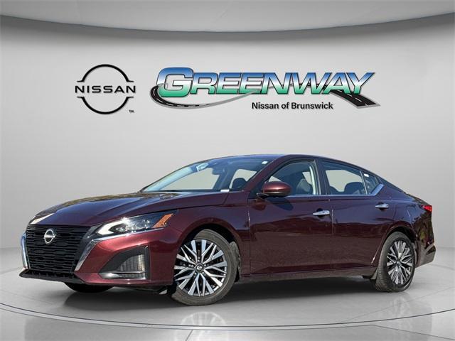 used 2023 Nissan Altima car, priced at $18,799