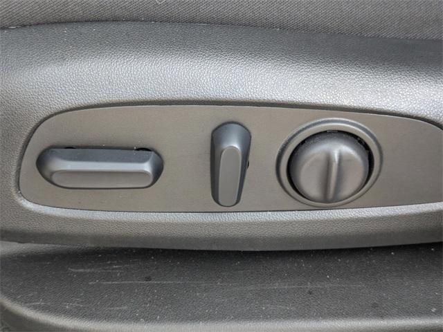 used 2023 Chevrolet Equinox car, priced at $22,995