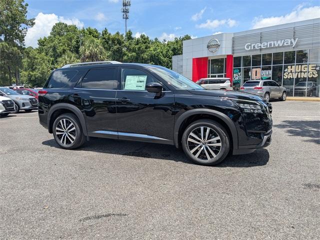 new 2025 Nissan Pathfinder car, priced at $53,610