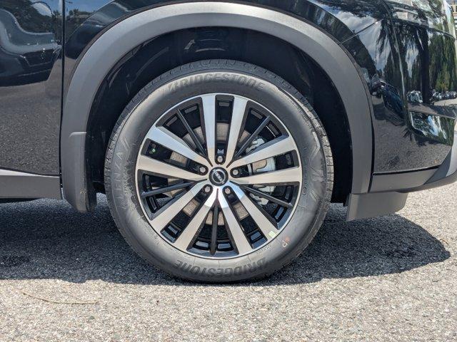 new 2025 Nissan Pathfinder car, priced at $53,610