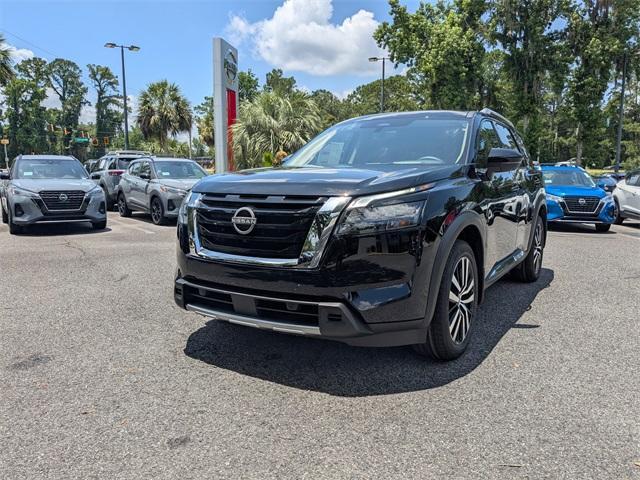 new 2025 Nissan Pathfinder car, priced at $53,610