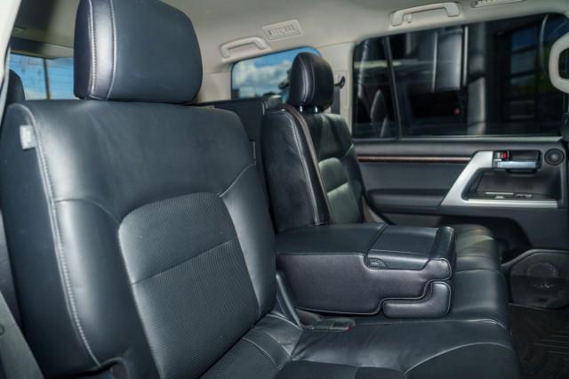 used 2013 Toyota Land Cruiser car