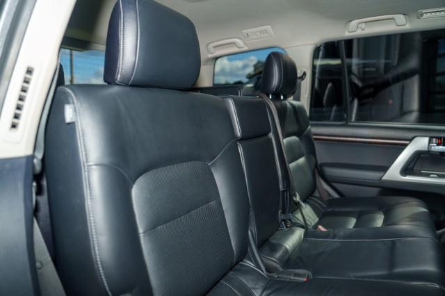 used 2013 Toyota Land Cruiser car