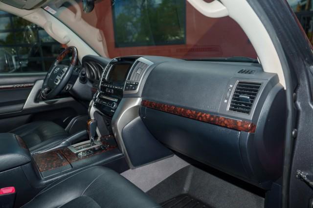 used 2013 Toyota Land Cruiser car