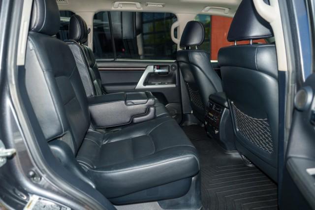 used 2013 Toyota Land Cruiser car