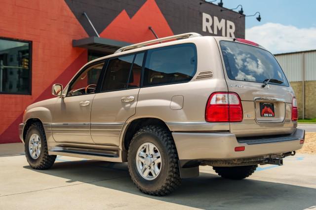 used 2000 Lexus LX 470 car, priced at $38,900