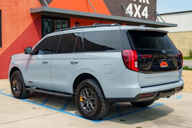 used 2025 Ford Expedition car