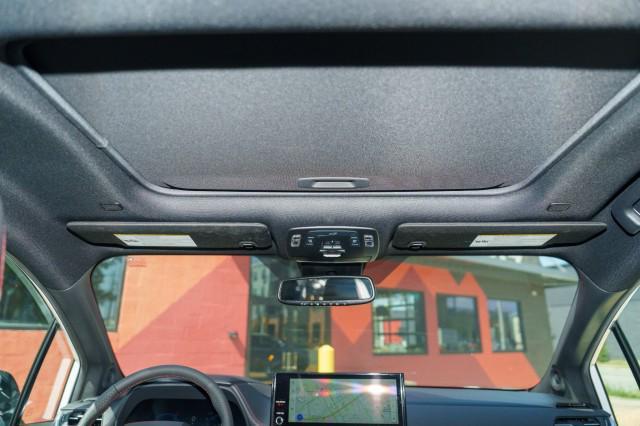 used 2025 Toyota Sienna car