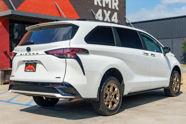 used 2025 Toyota Sienna car