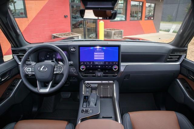 used 2024 Lexus GX 550 car