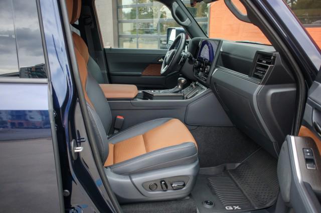 used 2024 Lexus GX 550 car