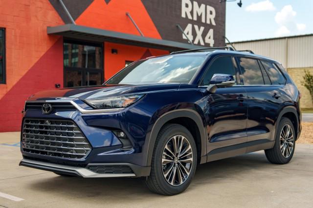 used 2025 Toyota Grand Highlander Hybrid car