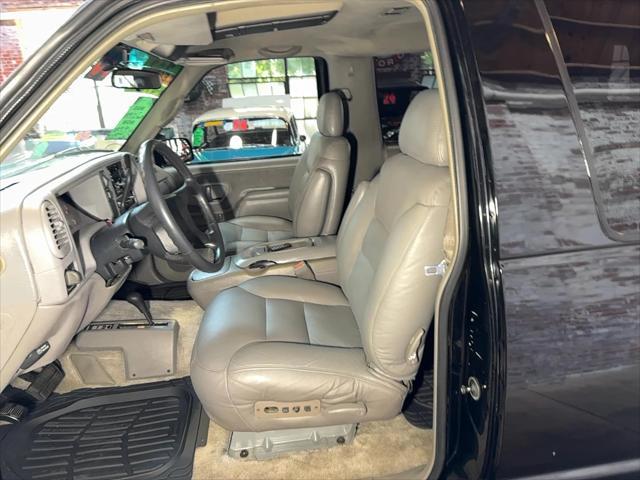used 1995 GMC Yukon car, priced at $19,996