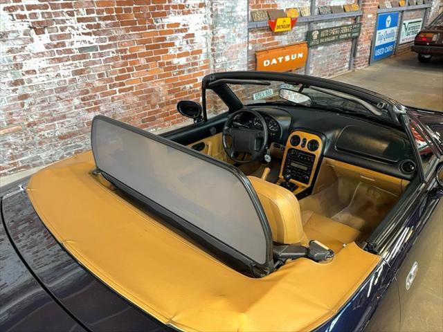 used 1996 Mazda MX-5 Miata car, priced at $9,996