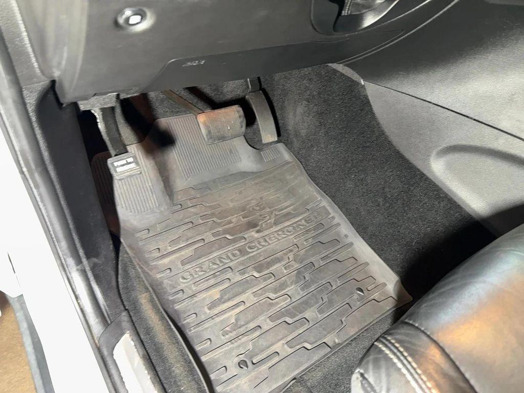 used 2014 Jeep Grand Cherokee car, priced at $12,996