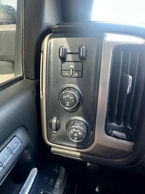 used 2017 GMC Sierra 2500 car, priced at $27,870