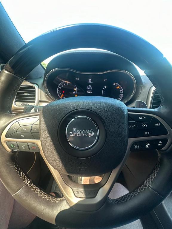 used 2014 Jeep Grand Cherokee car, priced at $14,870