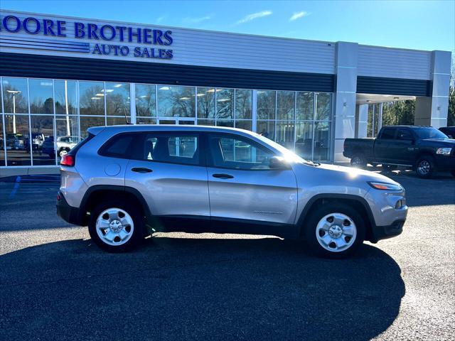 used 2017 Jeep Cherokee car, priced at $13,870